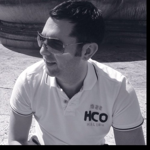 Andy747474's profile picture. 