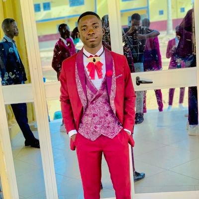 ImeldineJu21540's profile picture. Jules imeldine Bangoura née le 1er septembre 1999 a boké diplômé en lettres modernes à l'université de Kindia