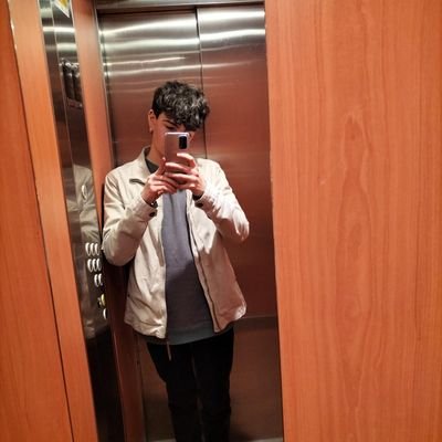 Rubenlvarez13's profile picture. 