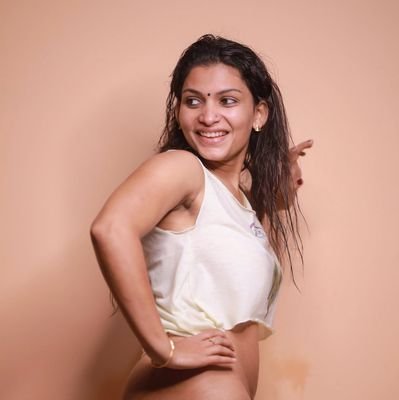 mallubbc2's profile picture. Aunty Lover ♥️
