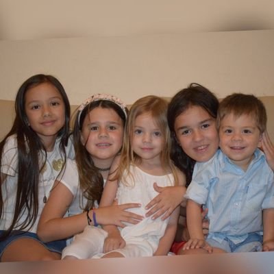 Entreriana de C del Uruguay argentina la vida hay que vivirla enpositvo .mamáMauro,Nadia,Macarena..AbuelaAgustina ,jazmin catalina martina y santiago