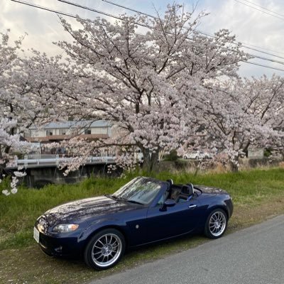 還暦を過ぎたロードスター乗りです。 2021年3月から晴れてロードスター国に仲間入りです。奈良県在住。