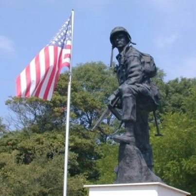 VictorEvil17's profile picture. 23 yrs Army Ret, 17 yr SpecOps Communicator. Flower farmer, Beekeeper. 🇺🇲 MAGA/MAHA. PKD, YDIT, Fossicker, amateur geologist, solitude lover.