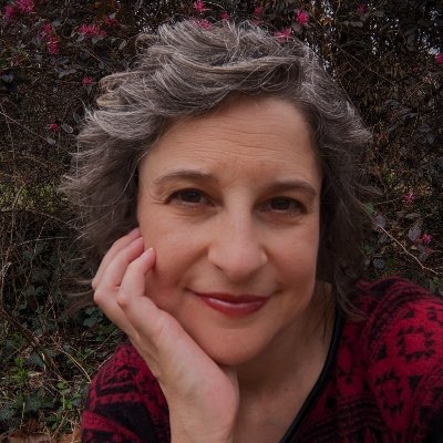 #PB #MG #Kidlit Writer / #50PreciousWords HM/ #WTMP mentee / #FallWritingFrenzy HM/ #Halloweensie Finalist / Co-ARA for the Southern Breeze Chapter of @SCBWI