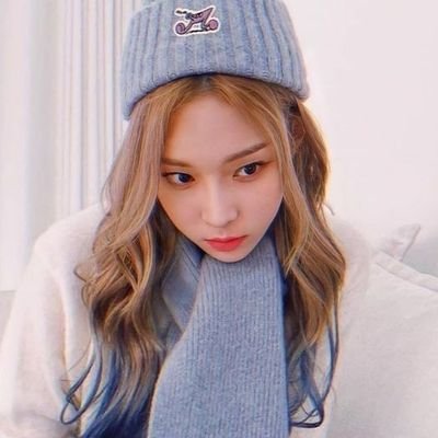 Private day • she/her • ENFJ • ♏ • acc for #aespa only; esp #WINTER ⭐