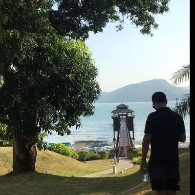 3ziizAd's profile picture. 🎓 بكالوريوس إدارة أعمال | ماجستير تنفيذي في الحوكمة والسياسات العامة
☕📚🏋️ شغوف بالتعلم، التطوير، واللياقة
الإبداع + الطموح + التعلم المستمر = نجاح