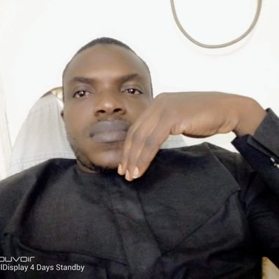 Emmanue87425005's profile picture. 