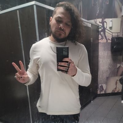 RamoNarbaiz's profile picture. Future Chicago Bears photographer.