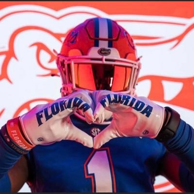 5⭐️ Gator fanatic🐊🐊