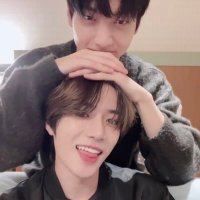 ho_ng (@ntyn02) 's Twitter Profile