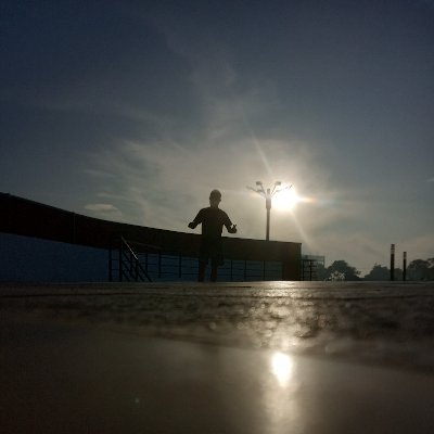 binor,stw, Tante,ibu², janda dan kakak² yang butuh kehangatan atau butuh pejuh langsung DM 24jam online secara gratis bisa dapet cuan
khusus wilayah Bali aja