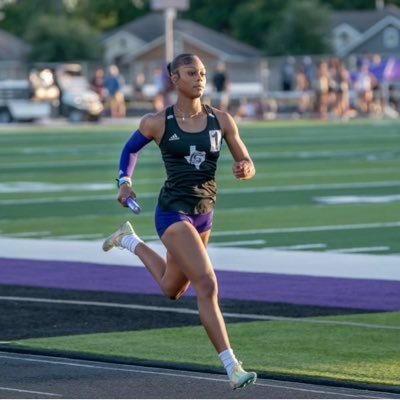 TRACK ATHLETE AT CSHS/ CLASS OF 2023 200m 24.85, 400m 55.46 EMAIL: soulariaa@gmail.com