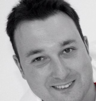 roberto_j_munoz's profile picture. 