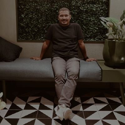 mumumufly's profile picture. 