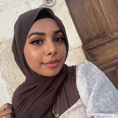 MsBhayat's profile picture. 