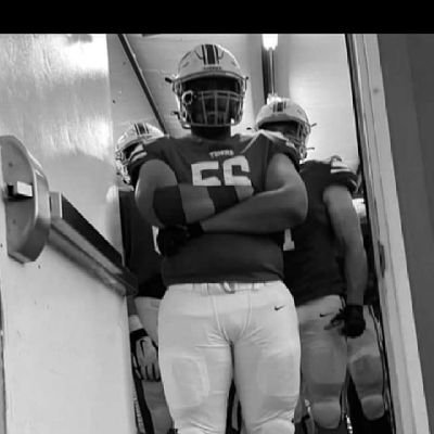 Marshall county highschool Football | '24 | 3.4 GPA | OL/DL | 6'2 275 | (931)-597-9144