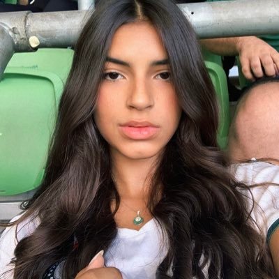 Estudante de jornalismo e @AnaliseVerdao | Estagiária @EsportudoBR - @goleada_info/@goleada_base