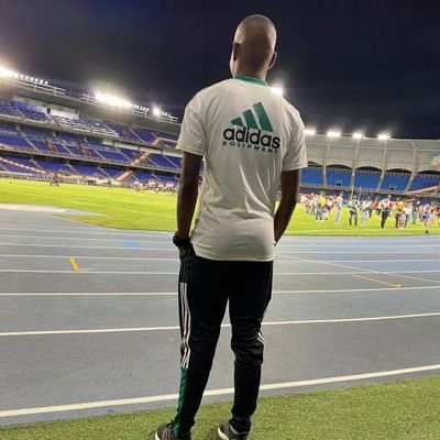 Ronnyiba17's profile picture. 17.