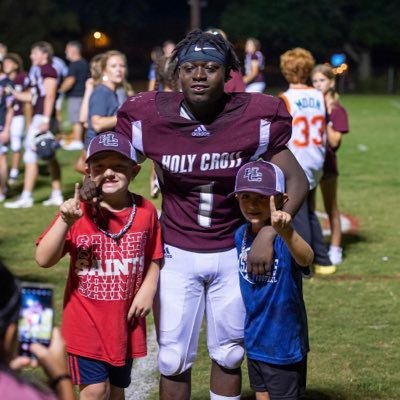 2025 HolyCross High school | 3.8 Gpa | 5’10 180Ibs | OLB/ATH| email: Michaelwortham5@gmail@com