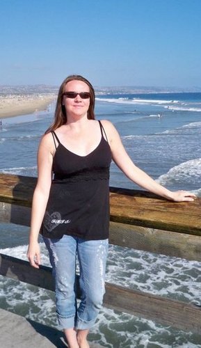 UrFutureExWife's profile picture. Down to earth crazy ass white chick that lives under your bed, I know you want to look but be careful I have been known to bite. Warning!! I tweet a LOT