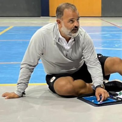 Prof. Ed.Física, Ent. Futsal (Nivel 1-Ita)/Lic. A-Uy. Prof. en St. Brendan’s. D.T. Urupan. Instructor CONMEBOL. Creador del Proyecto https://t.co/b7a69R1239