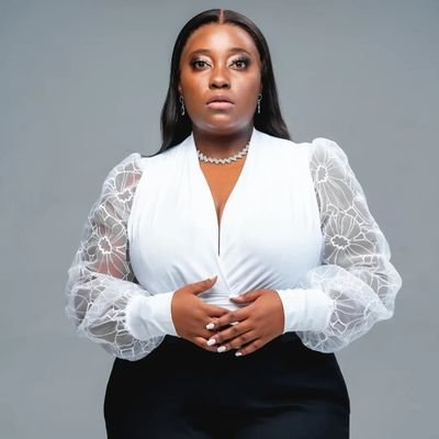 lebothemedium's profile picture. Medium 🔮
SpiritualPsychologist
Radio Personality🎙
Voice Over Artist🎙
Event Speaker
TV Personality on @sowetotv Khanyisa 🕯. IG:@lebogangthemedium