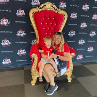 Traci Theis (@tracireigns) 's Twitter Profile
