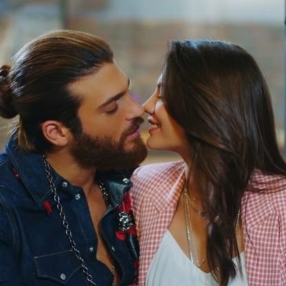 high quality gifs of can and sanem from #erkencikuş