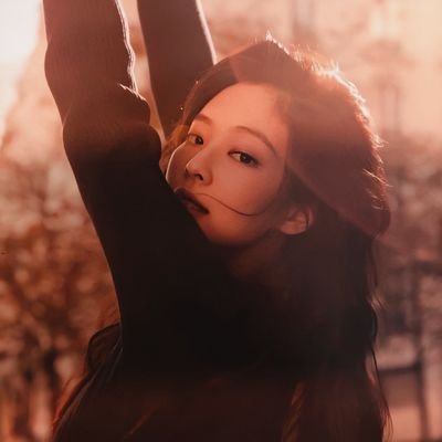 jenkinsaayden's profile picture. JENNIE is Love 💕
Love is JENNIE 💗