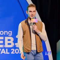 Simon (@simonb_ldn) 's Twitter Profile