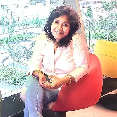 Startup junkie. Nutrition nut. Building @saasboomi. Ex-journalist with @livemint  @techinasia  @YourStoryCo