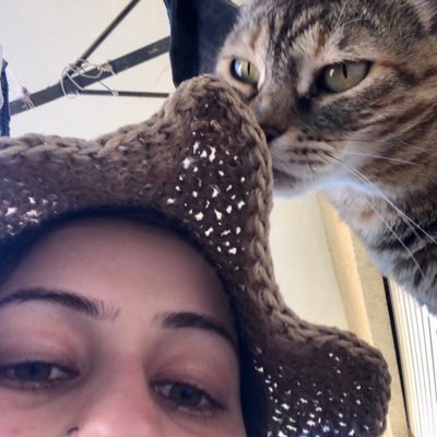 Lorelai, there's nothing funny about being a lesbian. booked n busy {she/her}