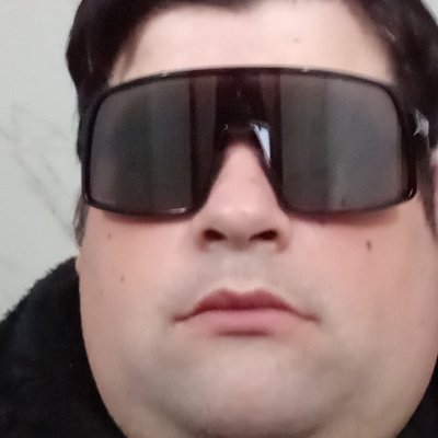 estoy soltero tengo 30 años y este 28 de marzo voy a tener 31