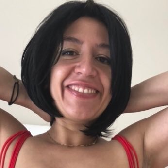 28🌸 Single🤷🏻♀️ Mixed Australian/Lebanese🇦🇺🇱🇧Law Student🎓Available for meetups/collabs😇Watch my explicit videos👇
