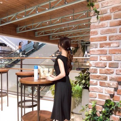 Lina03603887174's profile picture. Now that I have embarked on this path, nothing should prevent me from following it.