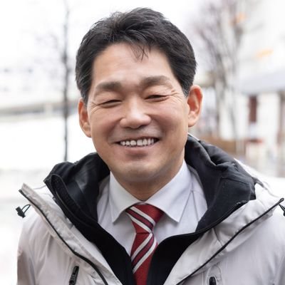 新潟県議会議員「元職」の葬儀屋さん(魚沼市、(有)瀬沼造花店所属)です。