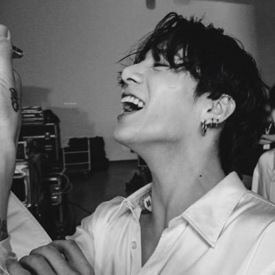 oojjks's profile picture. my shit got robbed / sam / 24 / infj / army-l