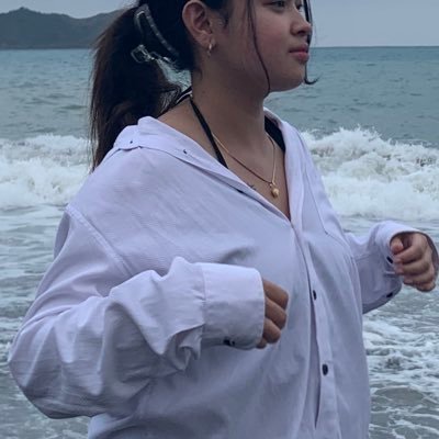 rein_diamat's profile picture. that’s alright because i like the way it hurts