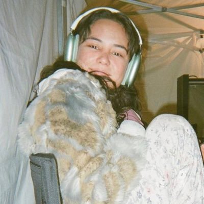 hqwkyes's profile picture. lottie matthews protector