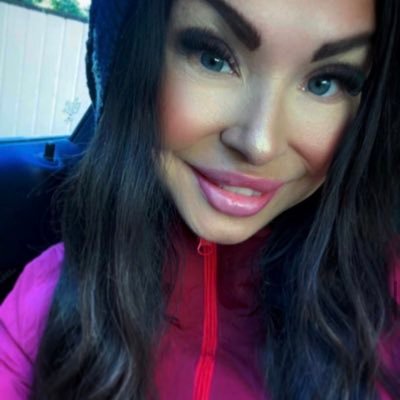 SariHmlinen5's profile picture. Pedofiiliaa vastaan. #wokeup2024 #yhdistys