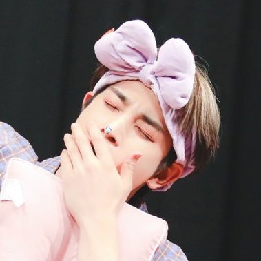 bbang_bbang5's profile picture. 구독계☝🏼해치지 않아요🫶🏼