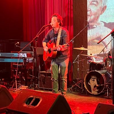 TheApologies1's profile picture. Band from KC playing an eclectic range of covers.