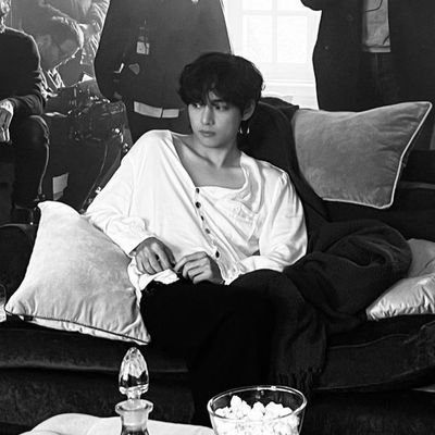 28y_oon's profile picture. 22 years