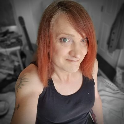 Small-time twitch streamer, bisexual, on the road to transition (she/they)

https://t.co/xch6HE1nVg