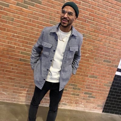 Minding the Black Business that occasionally pays me, but I’d rather be an advocating for holistic health. IG: @High_Priorityx3