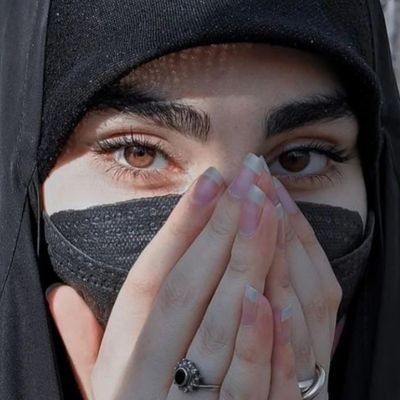 خدا یاری کند قلبی را که در آرزوی
چیزیست که تقدیرش نیست! :)
بک ندادن = آنفالو🙂
لایک❤=لایک❤