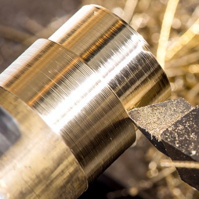 subjuntivo_'s profile picture. Puede que no salgas nunca en un anuncio de loreal ni cocacola, pero tu luz tan real es boreal como la aurora