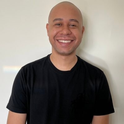 felaneves's profile picture. Hello Mr. Mime, hello medicine.