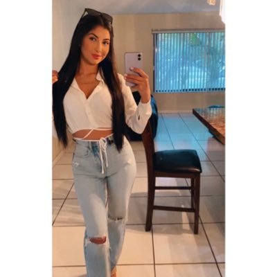 @simply_Alexaa