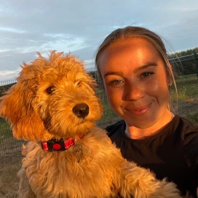 Specialist Speech and Language Therapist supporting Autistic children ✨| She/Her | Avid Skier⛷ | Bookworm📚 | dog lover 🐾